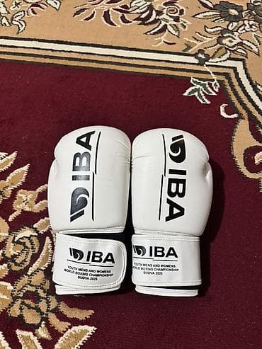 Боксерские перчатки IBA, белые - Брендировка IBA (International