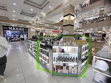 Островок в ТЦ, 12 м², ГУМ, С ремонтом, Действующий, С оборудованием at lalafo.kg Островок в ТЦ, 12 м², ГУМ, С ремонтом, Действующий, С оборудованием