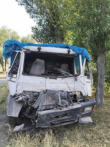 Продаётся грузовой автомобиль MAN 15.264 (с надписью 15·264 на — 4