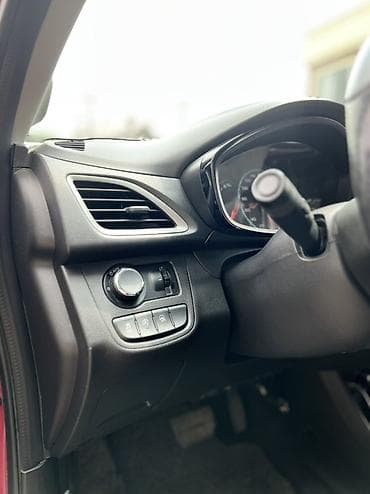 Chevrolet Spark: 2019 г., 1 л, Автомат, Бензин, Хэтчбэк — 7