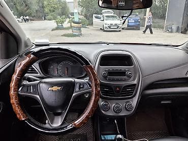 Chevrolet Spark: 2018 г., 1 л, Автомат, Бензин, Хэтчбэк — 10