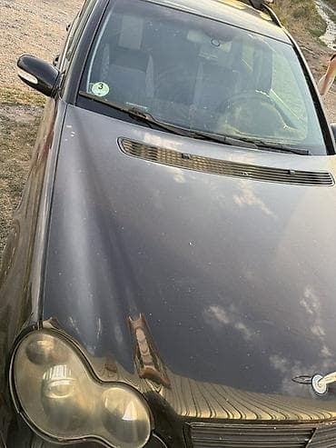 полка бмв: Mercedes-Benz C-Class: 2003 г., 2.2 л, Автомат, Дизель, Универсал — 1