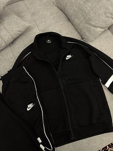 спортивный костюм nike оригинал: Спортивный костюм Nike, черный цвет. Размер 48-50 - Комплект: куртка — 4