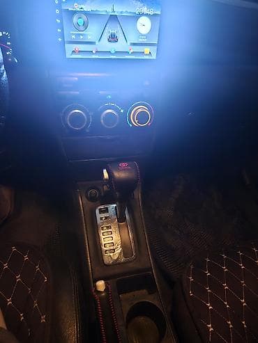 тв на авто: Toyota Corolla: 2006 г., 1.6 л, Автомат, Бензин, Седан — 5