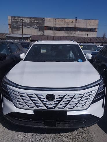 машина byd e2: Changan CS75 Plus: 2026 г., Автомат, Бензин, Кроссовер — 1