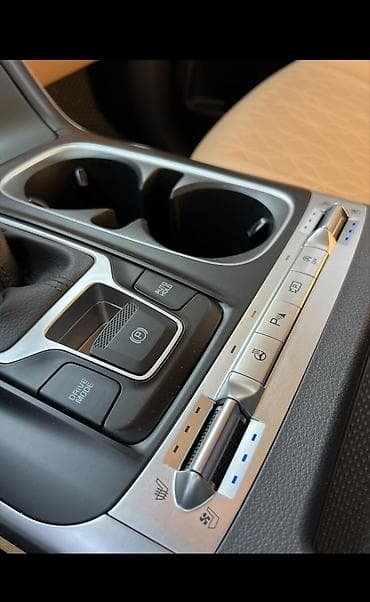 sprinter 516: Kia Carnival: 2021 г., 2.2 л, Автомат, Дизель, Минивэн — 10