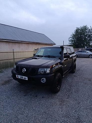 жак грузовой: Nissan Patrol: 2005 г., Внедорожник — 1