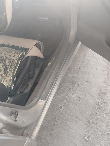 volkswagen passat 2002: Subaru Forester: 2000 г., 2 л, Автомат, Бензин, Универсал — 8
