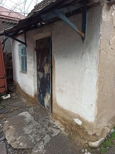двухкомнатный дом: Үй, 54 кв. м, 3 бөлмө, Менчик ээси, Эски ремонт — 25