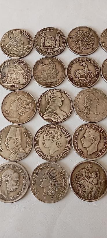 скупка манет: Набор коллекционных монет со всего мира — крупная подборка из примерно — 5