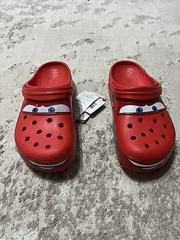 обув: Доставка по всему Кыргызстана Crocs x Disney Cars “Молния Маккуин” — 1