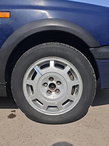 дерево 210: Volkswagen Vento: 1994 г., 2 л, Ручные, Газ, Седан — 10