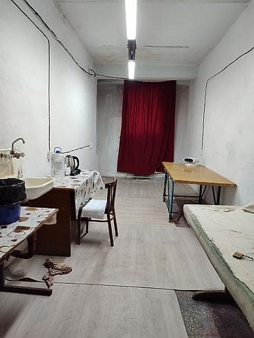 место аренда ош базар: Сдается помещение 19 м2. 3 этаж ТЦ "Кыял" Ош базар. Можно под любую — 2