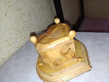 сердечка шкатулка: Деревянная шкатулка ручной работы в форме сердца. - Материал — 4