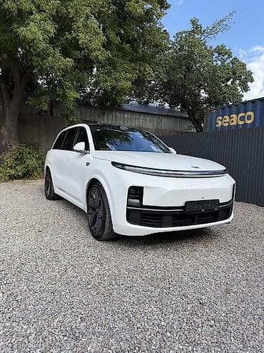 Lixiang L9: 2025 г., 1.5 л, Автомат, Электромобиль, Кроссовер