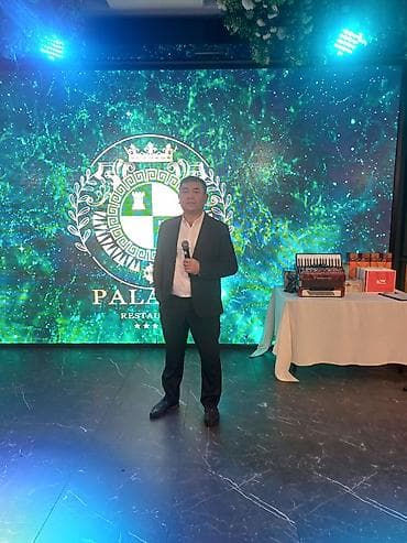 повара на дом: Организация мероприятий | Ведущий, тамада, Певцы — 6