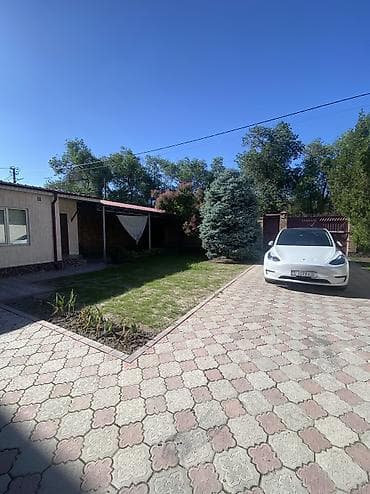 аренда ист: 220 м², 5 комнат — 8