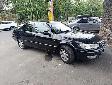 crown 2018: Toyota Camry: 2001 г., 2.2 л, Автомат, Бензин, Седан — 2