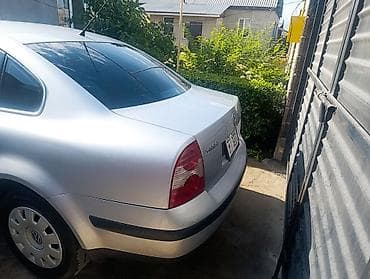 Унаа: Volkswagen Passat: 2003 г., 2 л, Автомат, Бензин, Седан — 4