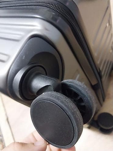 сумки чемоданы: Чемодан, Новый, Материал: Пластик, Большой (более 70 л), Твердый корпус — 10