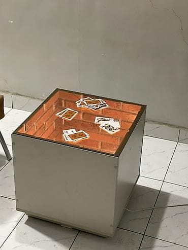 зеркала для дома: Кофейный/журнальный стол с зеркальным «бесконечным» эффектом и — 1