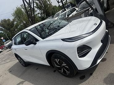nio et9: Changan Qiyuan Q05: 2026 г., Электромобиль, Кроссовер — 3