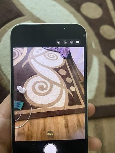 наушники для айфон проводные: IPhone 13, 128 ГБ, белый Омен есть. Все родные экранда трешина жок — 1