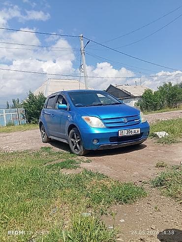 тойота платз: Toyota Ist: 2002 г., 1.5 л, Автомат, Бензин, Хэтчбэк — 1