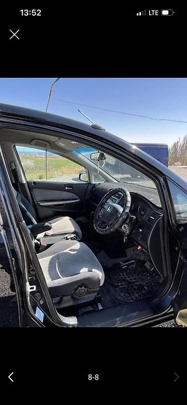 70 сом: Honda Stream: 2003 г., 1.7 л, Автомат, Бензин, Вэн/Минивэн — 7