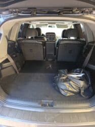 бак топливной: Toyota — салон внедорожника с кожаным интерьером - Черный кожаный — 9