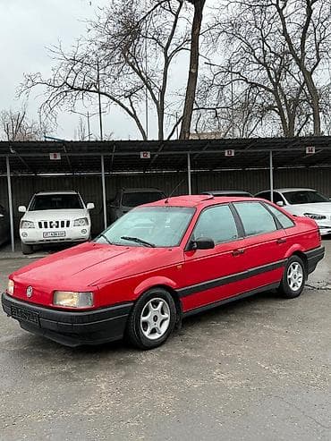 Volkswagen Passat: 1993 г., 1.8 л, Механика, Бензин, Седан