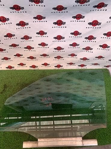 w124 e500: Боковое стекло Mercedes-Benz E-CLASS W210 M112E32 2001 перед. лев — 1