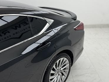 w210 e320: Lexus ES: 2020 г., 2.5 л, Вариатор, Гибрид, Седан — 6