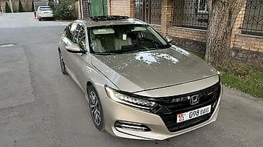 Honda Accord: 2018 г., 2 л, Автомат, Гибрид, Седан — 2