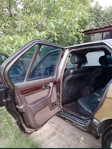 BMW 7 series: 1989 г., 3.5 л, Кол менен иштөөчү, Бензин, Седан — 7