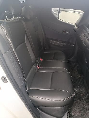 Транспорт: Toyota C-HR: 2019 г., Автомат, Бензин, Кроссовер — 5