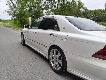 black edition: Toyota Crown: 2004 г., 3 л, Автомат, Бензин, Седан — 5