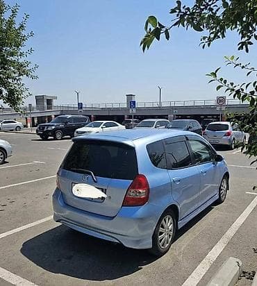 фит: Honda Fit: 2003 г., 1.3 л, Вариатор, Бензин, Хэтчбэк — 5