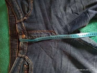 личный вещи: Пакет женских вещей! В пакете: 1. Джинсы новые 2. Джинсы старые — 4