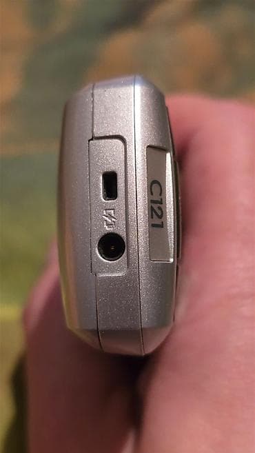 mini 2: Motorola Droid 2, Б/у, < 2 ГБ, цвет - Серебристый, 1 SIM — 4
