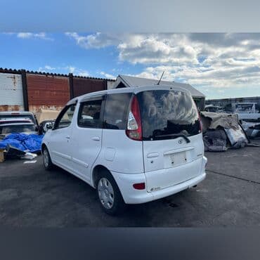 обтекатель на портер 1: Toyota FunCargo NCP20 в наличии все запчасти на данную модель — 2