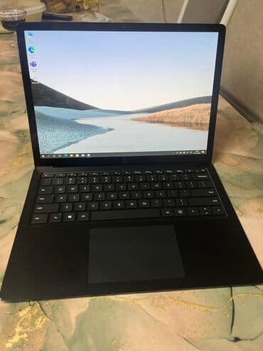 срочно продаю ноутбук: Ноутбук, Microsoft Surface, 8 ГБ ОЗУ, Intel Core i5, 13.5 ", Для работы, учебы, память SSD — 1