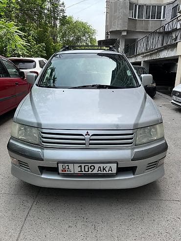 задние стопы е34: Mitsubishi Space Wagon: 2001 г., 2 л, Механика, Бензин, Минивэн — 3