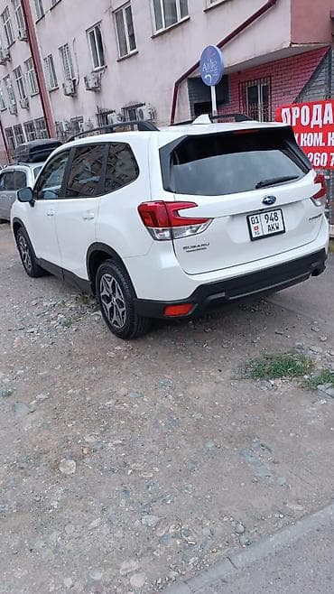 Унаа: Продаю Subaru Forester Premium 2020 модельный год, белый, 2.5L — 3