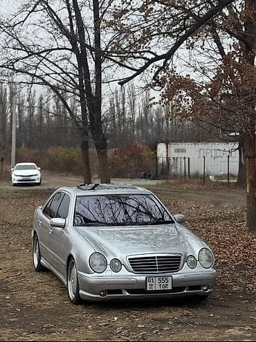 Mercedes-Benz E-Class: 2002 г., 5.5 л, Автомат, Бензин, Седан