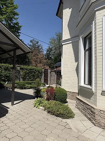 дом ынтымак: Продается дом, центр. Рядом ТЦ Азия Молл, в 3 минутах от проспекта — 7