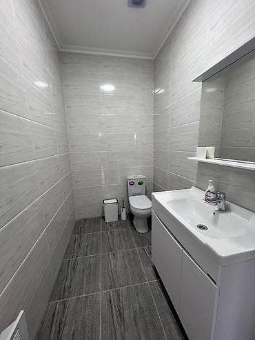 надпись открыто: Продажа офисов 25 м², С ремонтом, С мебелью, Многоэтажное здание, 1 этаж — 7