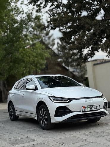 deu labo: BYD E2: 2023 г., Вариатор, Электромобиль — 3
