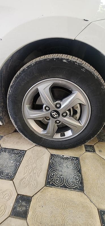 e38 bmw: Литые Диски R 15 Hyundai, Комплект, отверстий - 5, Б/у — 2