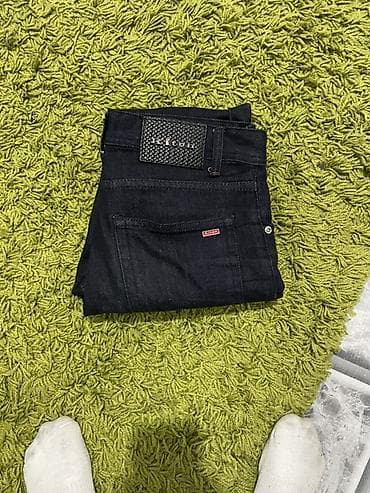 Пару раз одевал брал за 2350 Джинсы Kiton, тёмно‑синий индиго. -